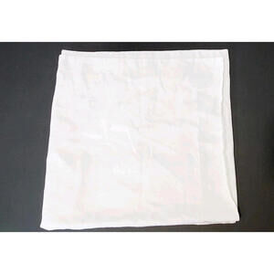 Frette Euro Sham 29x29” 100% Cotton White Patterned- EUC